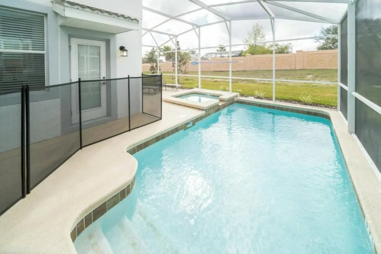 Lovely Vacation Home With Private Pool Cg1646 Davenport