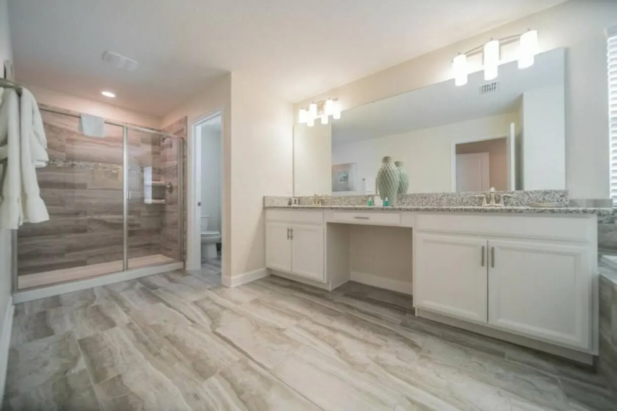 Lovely Vacation Home With Private Pool Cg1646 Davenport