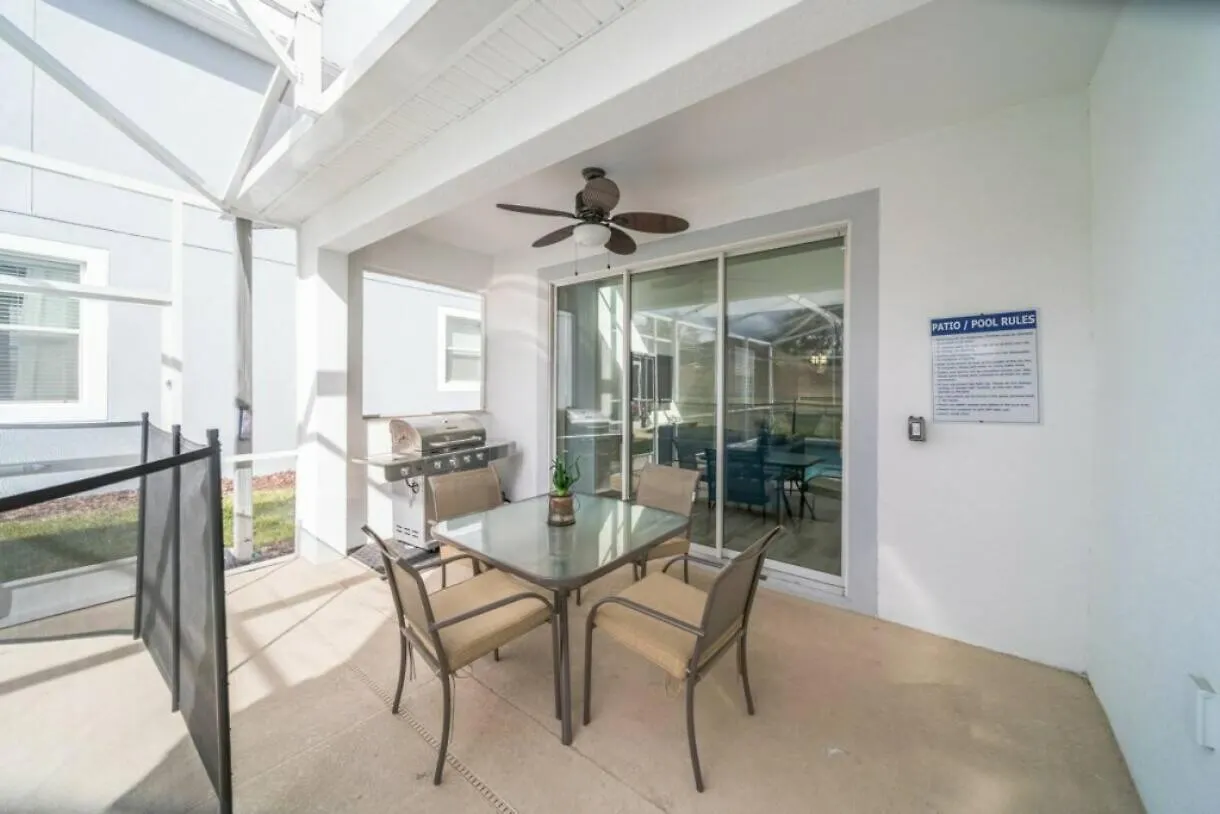 Lovely Vacation Home With Private Pool Cg1646 Davenport Holiday home