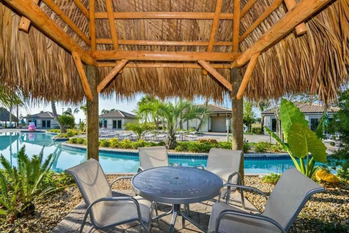 Lovely Vacation Home With Private Pool Cg1646 Davenport 0*,